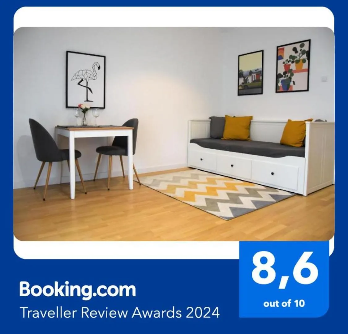 Apartamenty Coco Premium Saska Kepa contacts